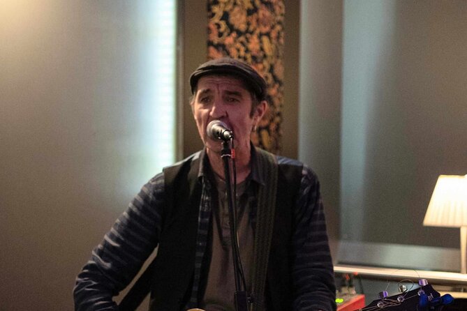 2.5 Hour Experience Scottish Dinner and Folk Music - Should you try the haggis?