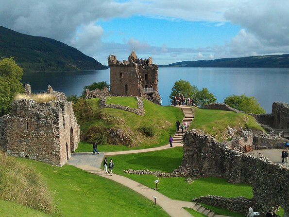 2-Day Inverness and the Highlands Very Small Group Tour from Edinburgh - Through the Cairngorms to Pitlochry