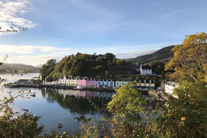 3-Day Guided Isle of Skye and Highlands with Stay from Edinburgh - Day one: Luss, Glencoe, and the road north