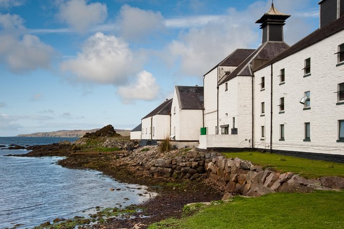 4-Day Islay & Whisky Tour Including Admissions from Edinburgh - Day two: Bowmore, Kilchoman, and Bunnahabhain