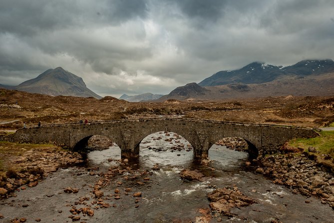 4-Day Isle of Skye and Highlands Small-Group Tour from Edinburgh - What the coach ride is really like