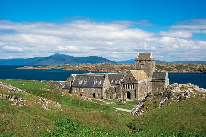 4 Day Mull, Iona and Staffa Puffin Experience from Edinburgh - Day three: Iona’s abbey, beaches, and island history