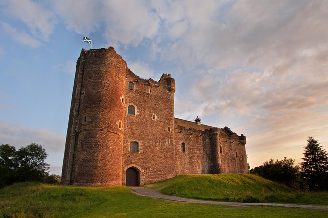 4-Day Outlander Trail Tour from Edinburgh Including Admissions - The coach, hotels, meals, and real value