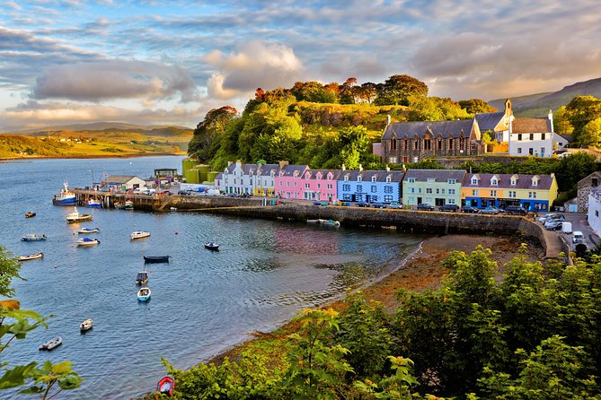 5-Day Highland Explorer and Isle of Skye Small-Group Tour from Edinburgh - Day 1: Dunkeld Cathedral and the road to Ullapool