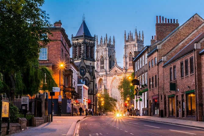 5-Day York, Lake District & Hadrian's Wall Tour from Edinburgh - Day two: choose York or the North York Moors