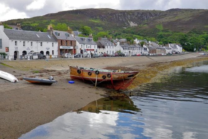 6-Day Outer Hebrides and Isle of Skye Small-Group Tour from Edinburgh - Eilean Donan, Ben Nevis, and the story of Glencoe