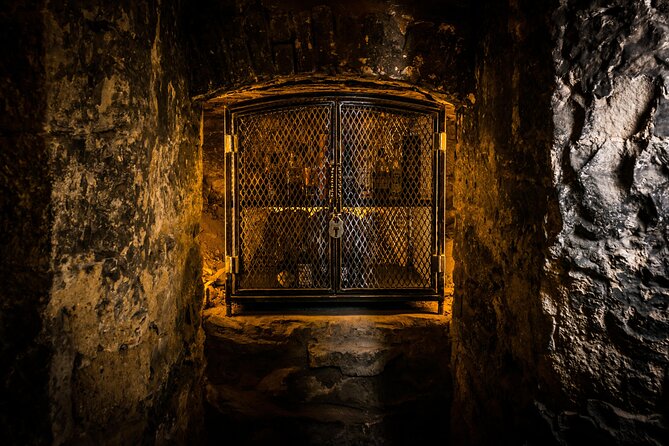 90min Underground Whisky Tasting in Edinburgh's Old Town - What the 90 minutes actually covers