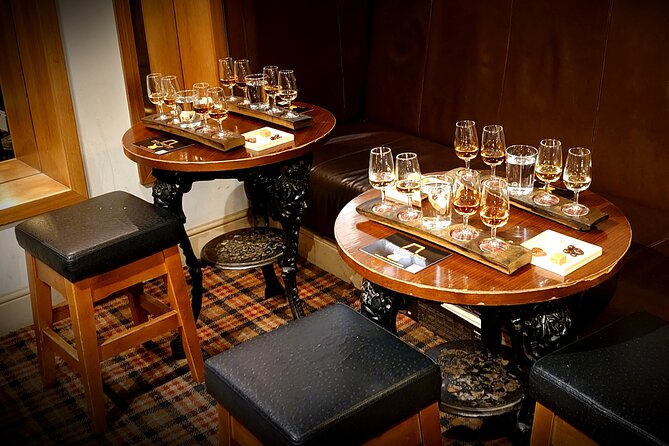 Afternoon Whisky Tasting in a Traditional Edinburgh Bar - Timing, access, and practical planning
