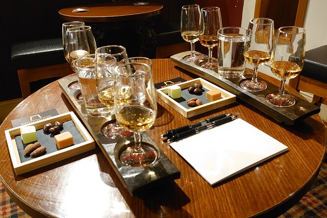 Afternoon Whisky Tasting in a Traditional Edinburgh Bar - Why four whiskies work well for beginners