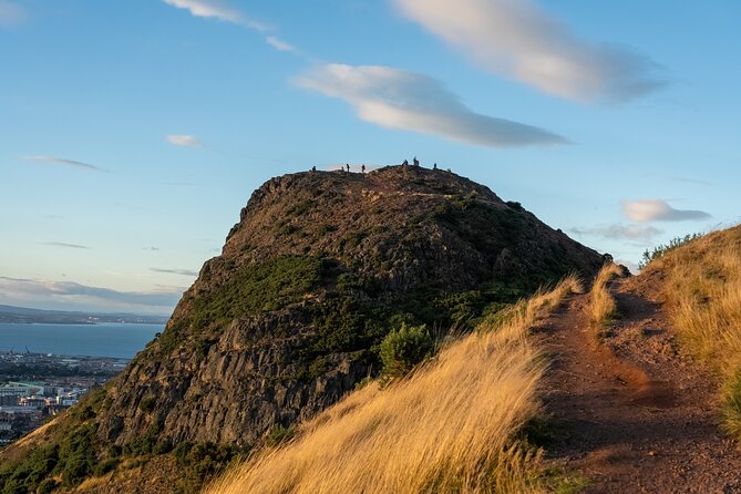 Arthur's Seat Sunset Hike with Mountain Guide - Key points to know before you book