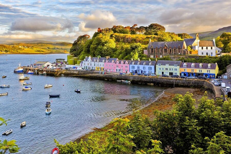 Edinburgh: 3-Day Isle of Skye, Highlands, and Loch Ness Tour - From Edinburgh to the quiet shores of Luss