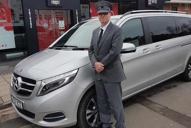Edinburgh Airport to Glasgow City Chauffeured Hire Driver - Booking Details That Matter