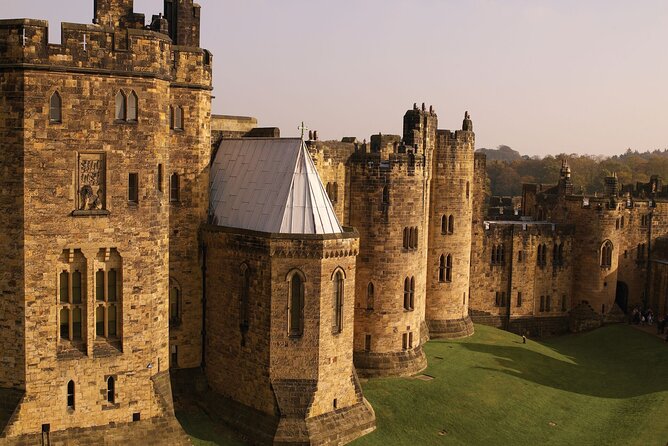 Edinburgh: Alnwick Castle & The Borders Hogwarts Filming Location - The 8:15 morning departure from Edinburgh