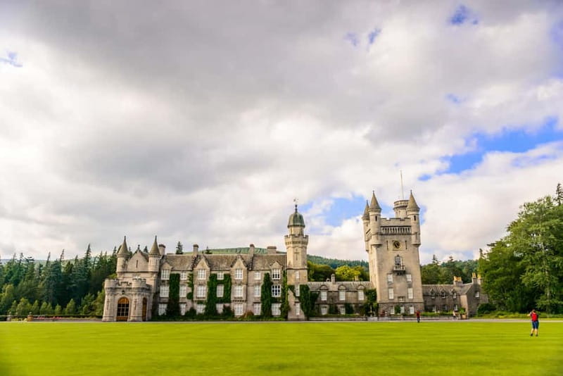 Edinburgh: Balmoral Castle and Scone Palace Royal Tour - Key points to know