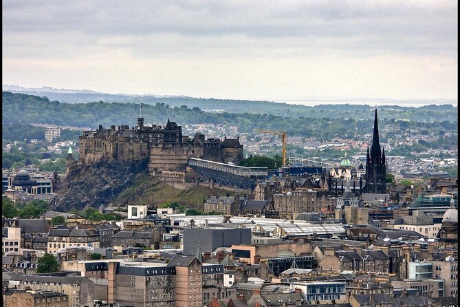 Edinburgh Castle Guided Tour - Tickets Included - The Great Hall and royal court life