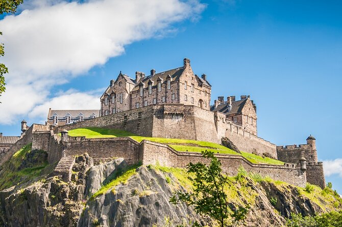Edinburgh Castle Highlights Tour with Tickets, Map, and Guide - Starting beside the David Hume Statue