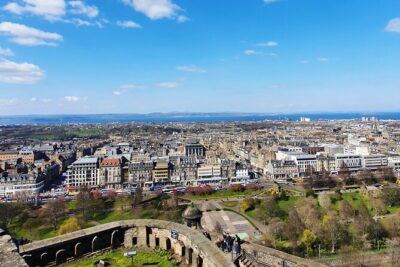 Edinburgh Castle Highlights Tour with Tickets, Map, and Guide