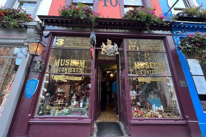 Edinburgh City 4 Hour Private Guided Taxi Tour - Victoria Street and the Grassmarket