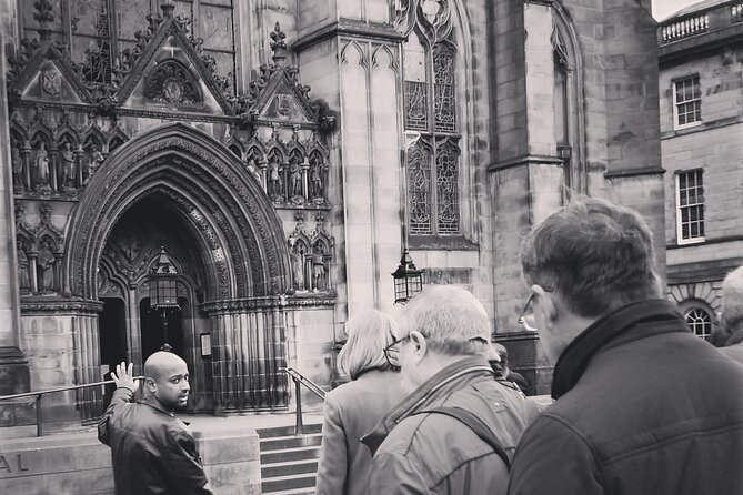 Edinburgh City Walking Tour, Discover Old Town, Royal Mile with a Local Expert! - Who should book this walk?