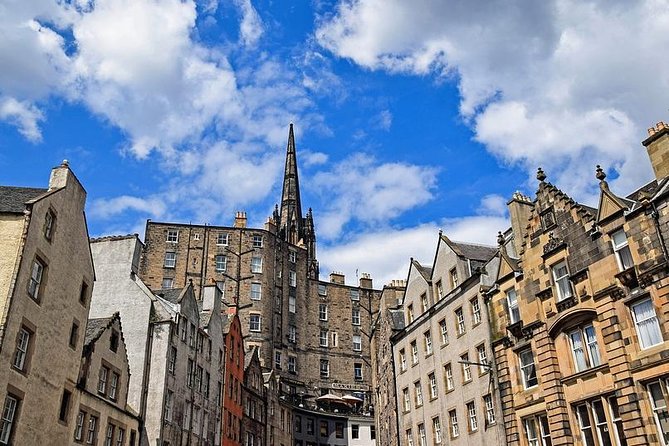 Edinburgh Custom Private Tour with a Local, see the city unscripted - Calton Hill for monuments and city views