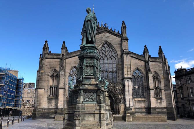 Edinburgh Experience By Car - A Private Introduction to Edinburgh in Six or Seven Hours