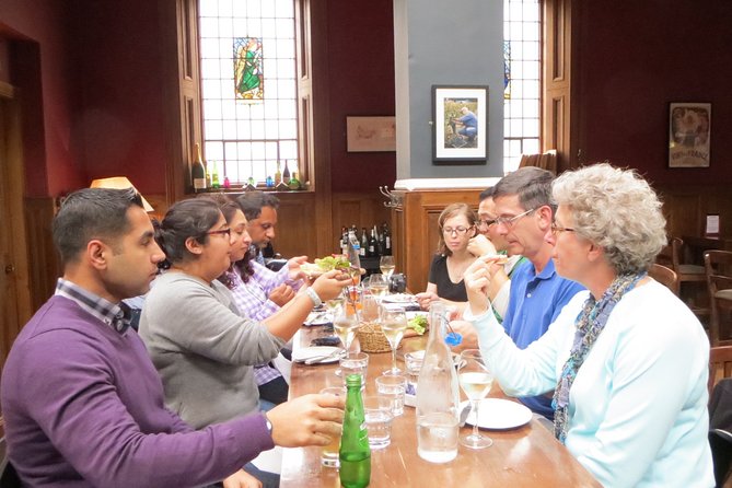 Edinburgh Food & Drink Tour with EatWalk Tours - Food stories around Chambers Street and the Museum of Scotland