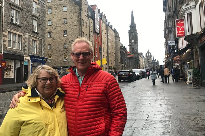 Edinburgh Food Tour with a Local Foodie Custom & Private - The drink tasting: whisky, beer, or juice