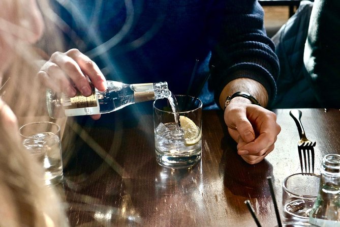 Edinburgh Food Tour with Scotch, Haggis, a Secret Dish & More - Starting at St Giles’ Cathedral and the Royal Mile