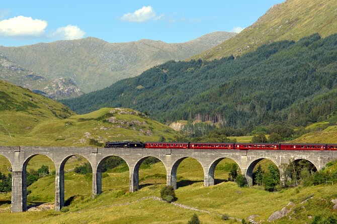 Edinburgh: Glenfinnan Viaduct, Glencoe & Fort William Guided Tour - Pitlochry breaks up the long return