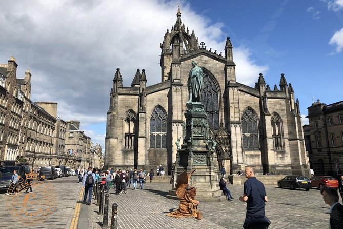 Edinburgh Half Day Guided Private Tour in a Premium Minivan - Edinburgh Old Town: the tour’s historical core