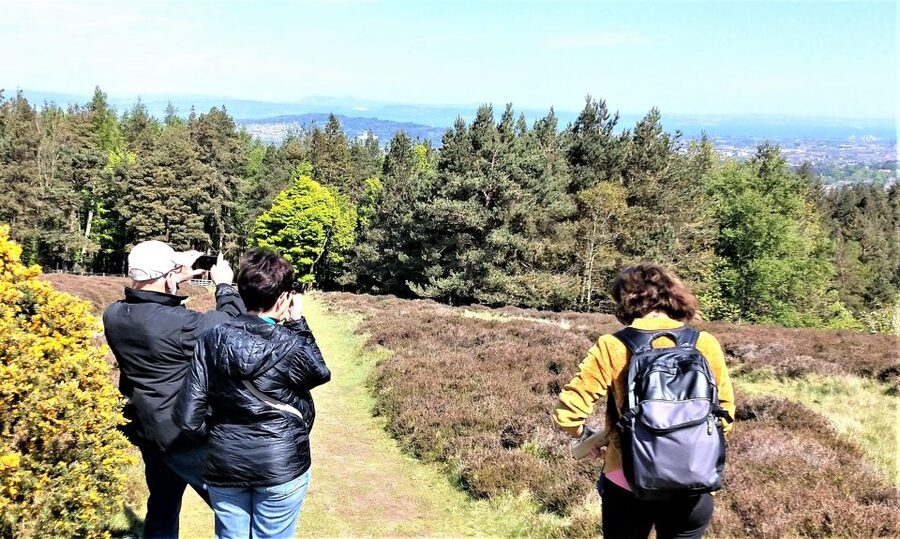 Edinburgh: Hill & Nature Hike With a Local - Walking through moorland and open hills