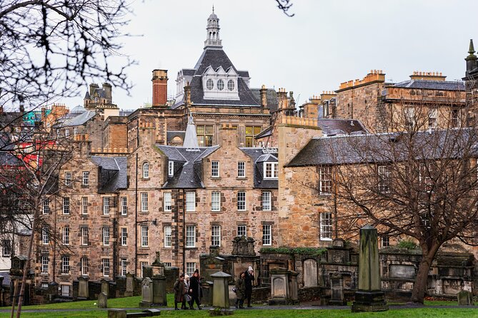 Edinburgh Historical Tour in Spanish - Key points at a glance