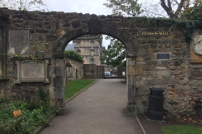 Edinburgh: History Lovers Old Town Walking Tour - Why this walk works so well on your first day