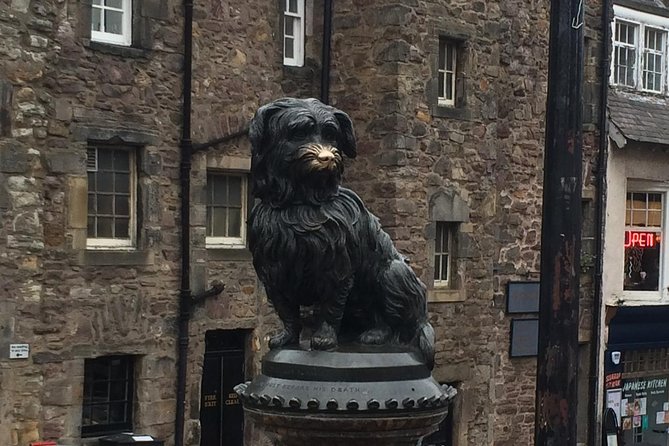 Edinburgh: History Lovers Old Town Walking Tour - How the guides shape the experience