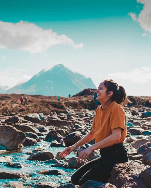 Edinburgh: Isle of Skye, Loch Ness, & Highlands 5-Day Tour - Day 3: The Isle of Skye’s cliffs, mountains, and folklore