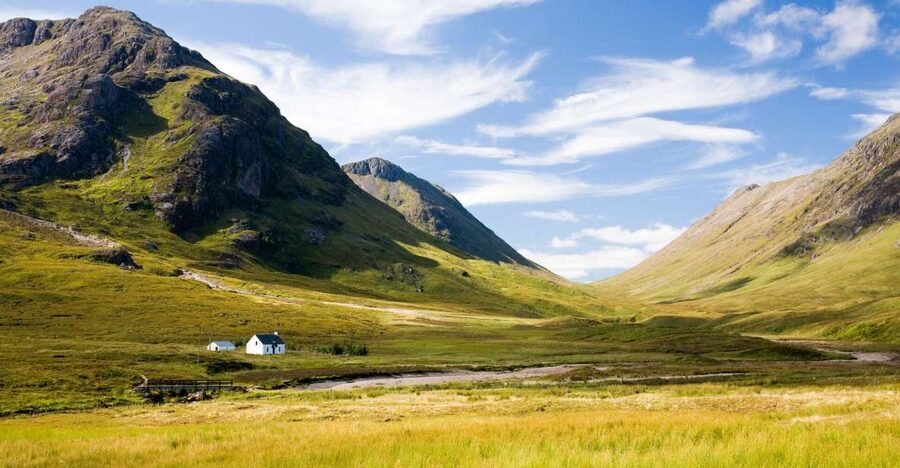 Edinburgh: Loch Ness, Glencoe, and Highlands Day Tour - Leaving Edinburgh and reaching Callander