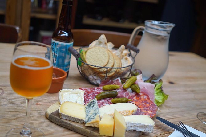 Edinburgh Luxury Private Food & Drink Tour with Eat Walk Tours - New Town: Athens-inspired streets with modern Edinburgh eating