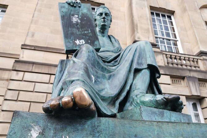 Edinburgh Old Town Private Self-Guided Tour - Grassmarket’s darker and livelier past