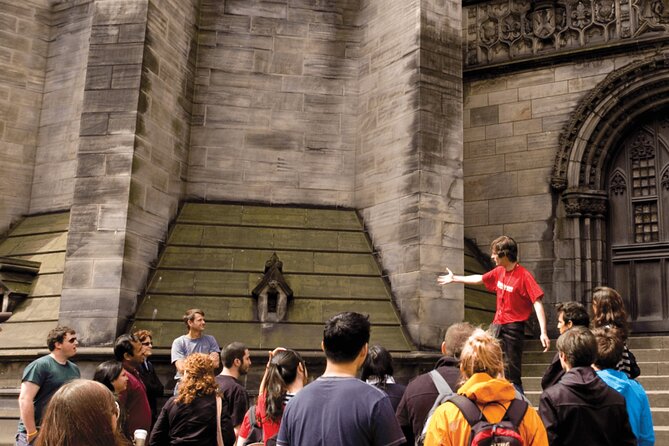 Edinburgh: Old Town's Highlights Walking Tour - William Wallace, national heroes, and Scottish identity