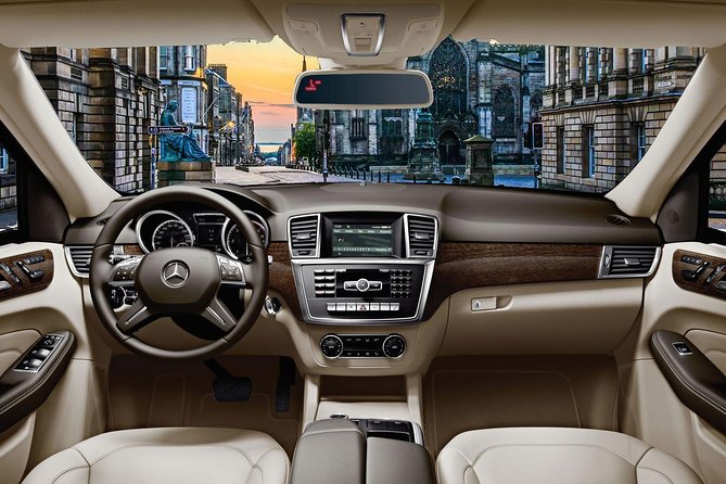 Edinburgh Private Transfer from Edinburgh Airport to City centre - A clean car and useful local tips