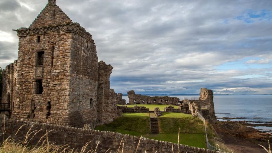 Edinburgh: St Andrews, Dunfermline Abbey and Fife Coast Tour - Key points to know before booking