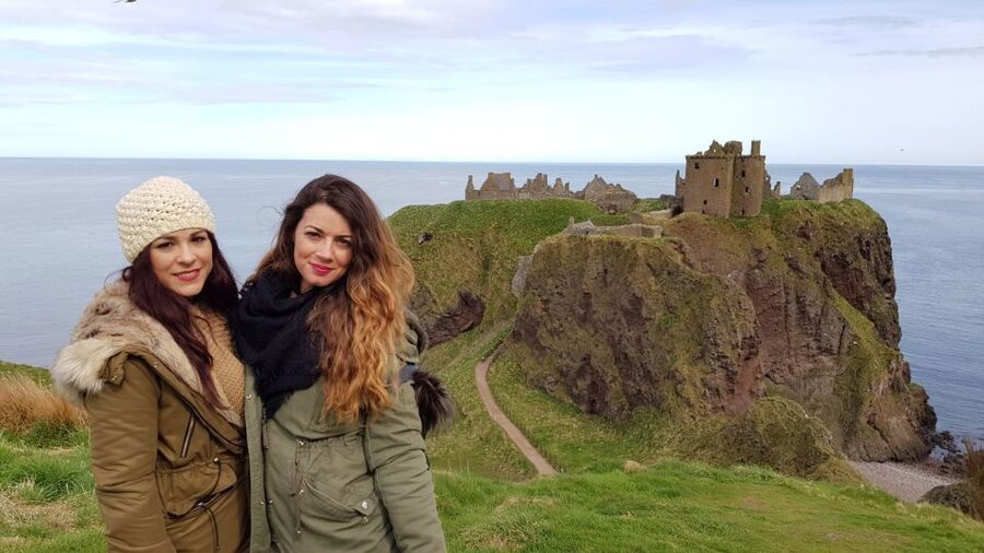 Edinburgh: St Andrews, Dunnottar Castle & Falkland Tour - St Andrews: golf, university life, and the Chariots of Fire beach