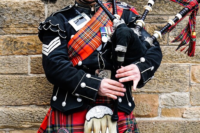 Edinburgh: Stirling Castle & Loch Lomond Private Luxury Day Tour - Dukes Pass turns the drive into part of the tour