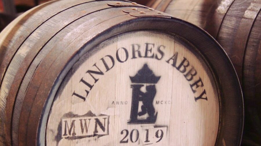 Edinburgh: Stirling, Whisky and St Andrews Tour in Spanish - What the $71 price really covers