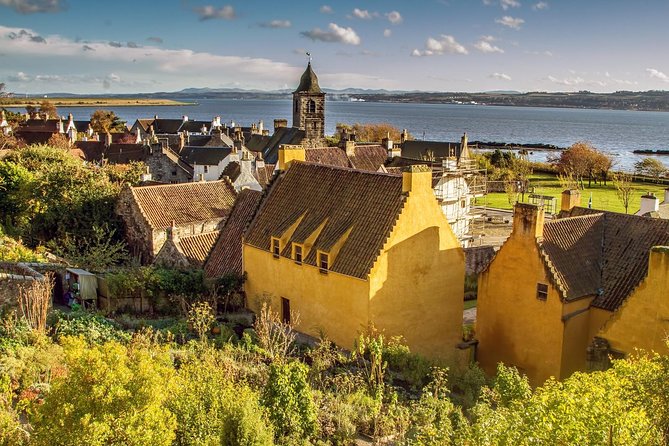 Edinburgh: The Outlander, Palaces & Jacobites Tour - A full day beyond Edinburgh’s city center