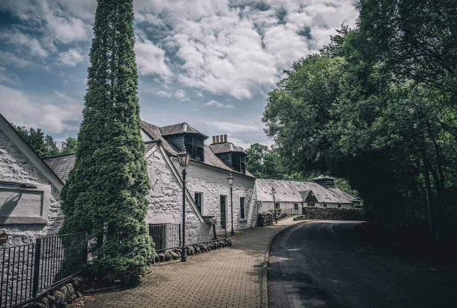 Edinburgh: Ultimate Whisky Experience - Dewar’s Aberfeldy and the whisky-making story