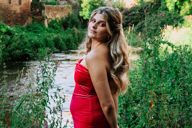 Elegant Professional Private Photoshoot Tour in Edinburgh - Dean Village: a quiet opening beside the Water of Leith