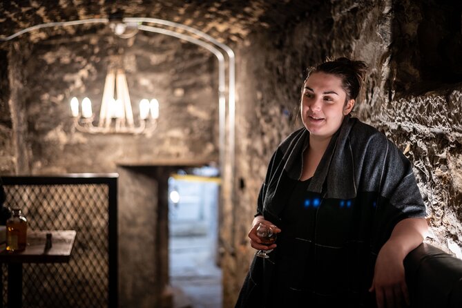 Evolution of Gin and Underground Gin Tasting in Edinburgh | 1hr - Meeting at John’s Coffee House in Parliament Square