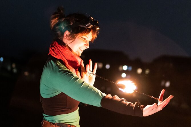 Fire Dancing with Iga - The first minutes: warming up before the flames