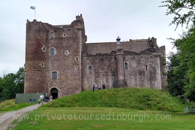 Five Outlander locations , Outlander film locations tour - Culross, the village of Cranesmuir